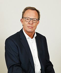 Dirk Schiemann